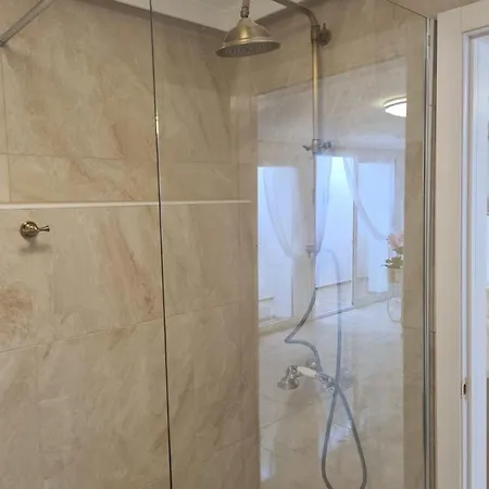 Apartamento Retro 1 Bedroom *