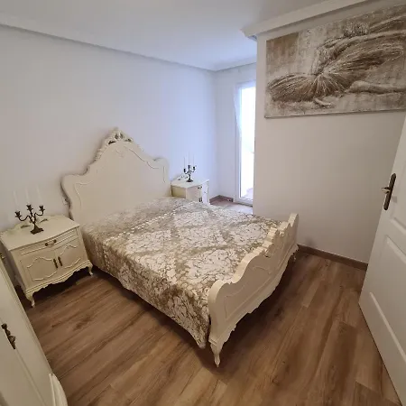 Retro 1 Bedroom * Chayofa