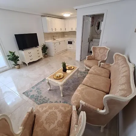 Retro 1 Bedroom Chayofa